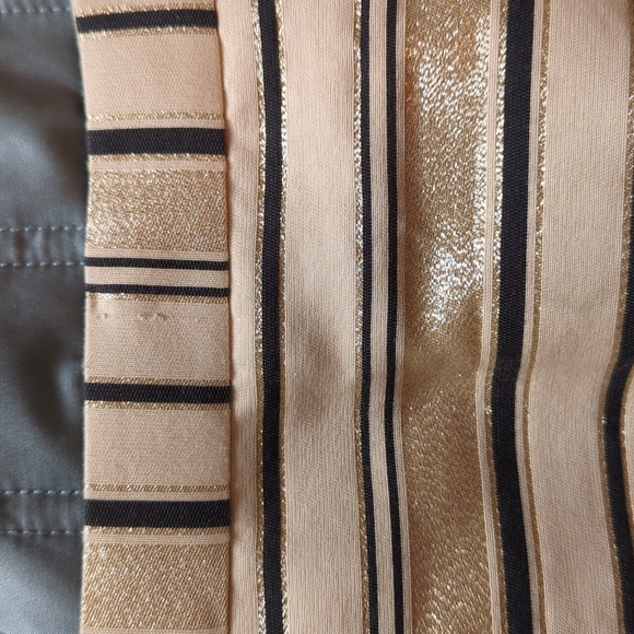 JCrew size 4 black gold and ivory mini skirt - Picture 6 of 8